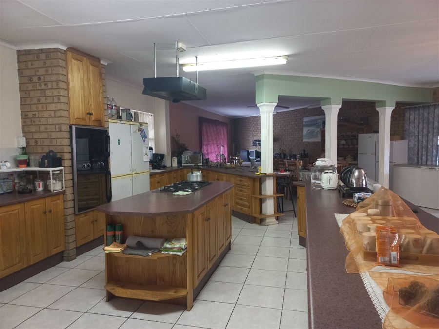 5 Bedroom Property for Sale in Cashan North West